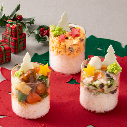 中華名菜のクリスマスミニグラス丼