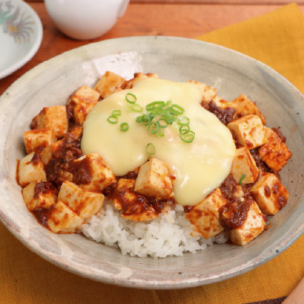 チーズ麻婆豆腐丼